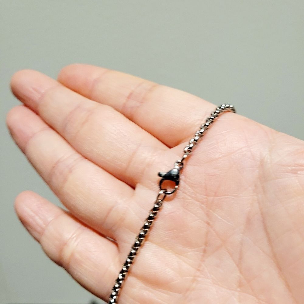 Brand New Leaf Silver Necklace - Picture 6 of 8